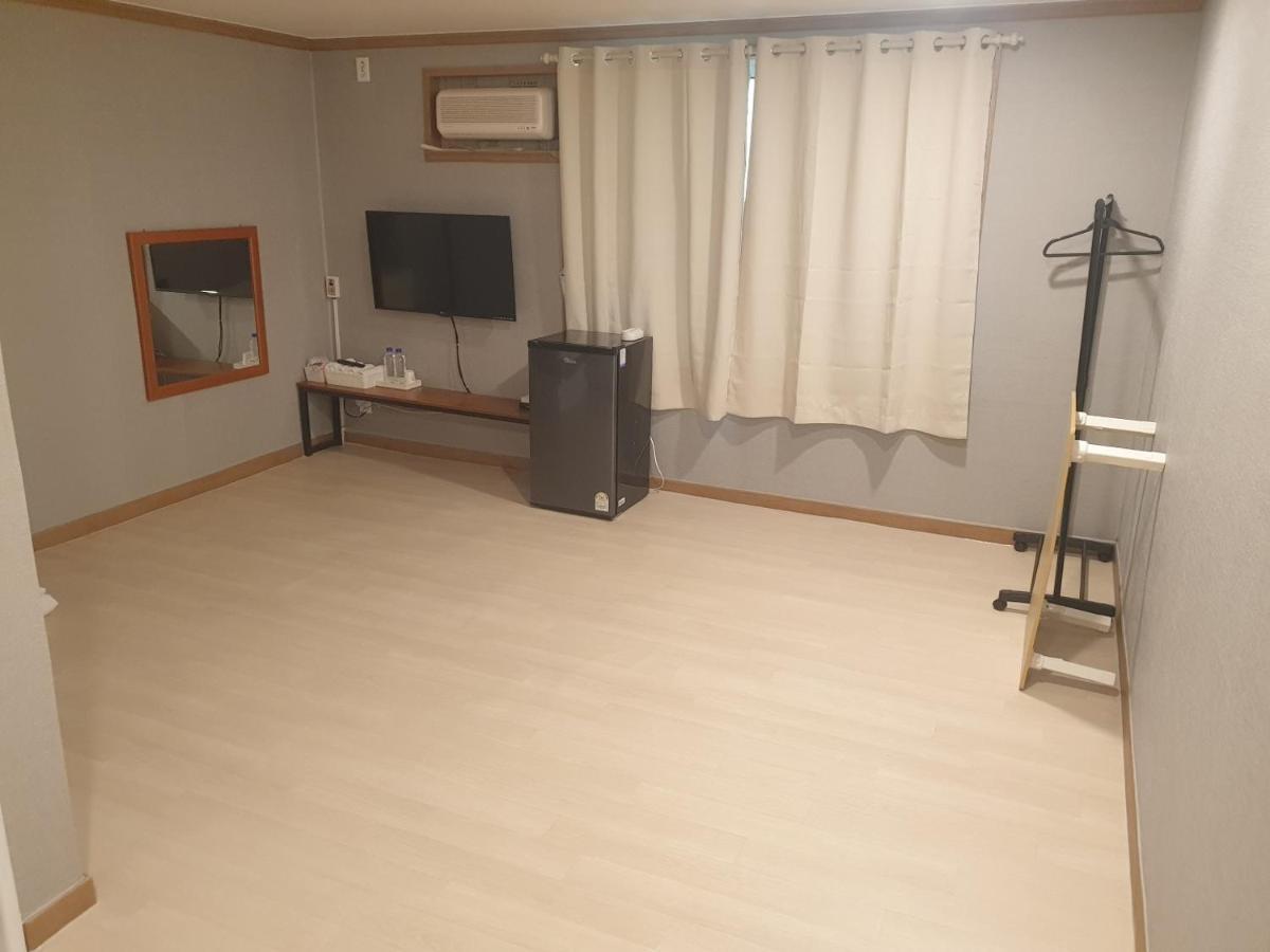 Seorak Hot Spring Mammoth Resotel Sokcho Ngoại thất bức ảnh
