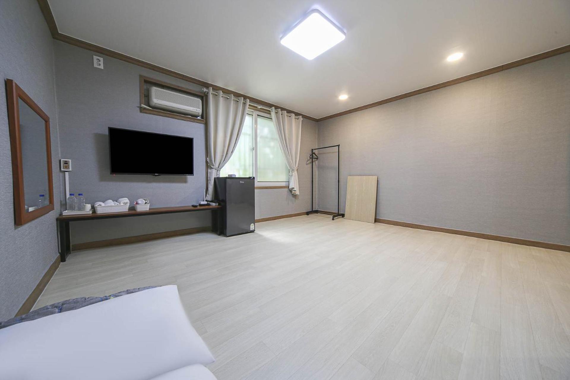 Seorak Hot Spring Mammoth Resotel Sokcho Ngoại thất bức ảnh
