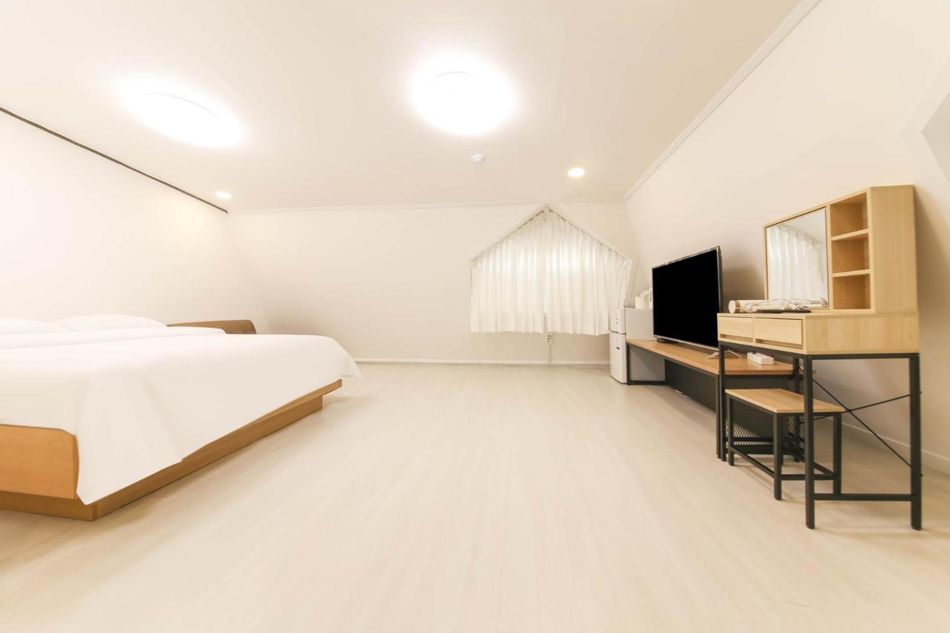 Seorak Hot Spring Mammoth Resotel Sokcho Ngoại thất bức ảnh